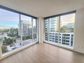 8988 Patterson Rd in Richmond, BC - Building Photo - Building Photo