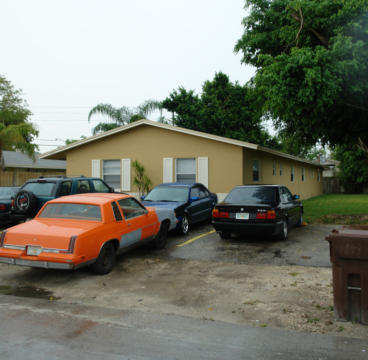 928 NW 4th Ave in Fort Lauderdale, FL - Building Photo