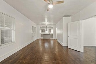 929 S Rosemont Ave in Dallas, TX - Building Photo - Building Photo