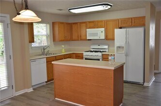 1880 Skylar Leigh Dr in Buford, GA - Building Photo - Building Photo