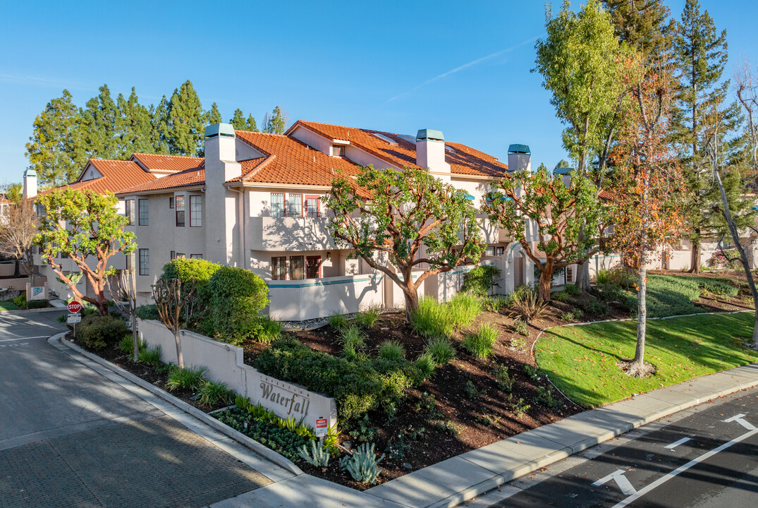 Cupertino Waterfall in Cupertino, CA - Building Photo