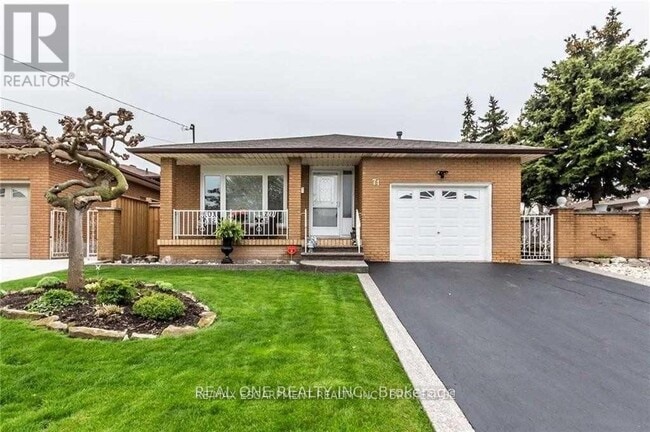 71 Morgan Rd in Hamilton, ON - Building Photo - Building Photo