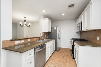 1131 W 24th St in Houston, TX - Building Photo - Building Photo