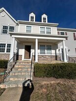 7125 Durrette Rd in Ruther Glen, VA - Building Photo