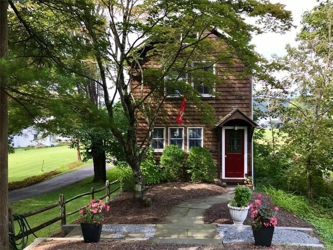 property at 278 Twin Lakes Rd