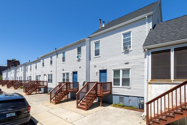 Charles Drew Court Apartments in Atlantic City, NJ - Foto de edificio - Building Photo