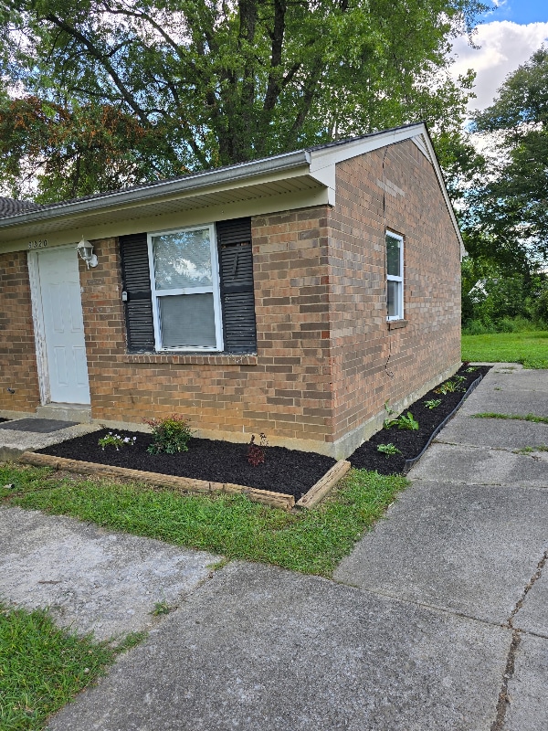 9320 Moonridge Pl in Louisville, KY - Building Photo - Building Photo