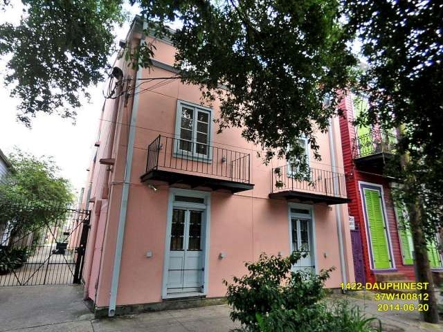 1422 Dauphine St in New Orleans, LA - Building Photo