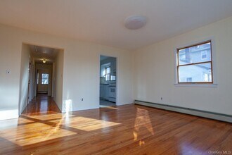55 Holland Ave in Sleepy Hollow, NY - Building Photo - Building Photo