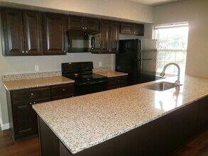 Elm Terrace in York, PA - Building Photo - Interior Photo
