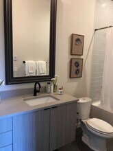 2515 E Yesler Wy in Seattle, WA - Building Photo - Building Photo