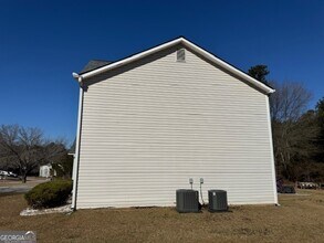 1214 Mystic Dr in Loganville, GA - Building Photo - Building Photo