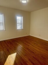 1461 Hyde Park Ave in Boston, MA - Foto de edificio - Building Photo
