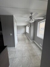 9660 Ivanhoe Ave, Unit 1 in Schiller Park, IL - Building Photo - Building Photo