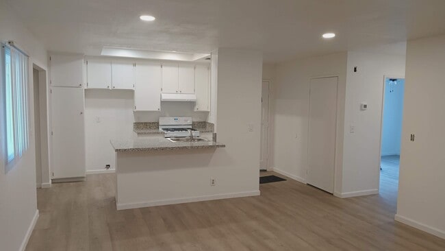 property at 1300 W Lido Pl