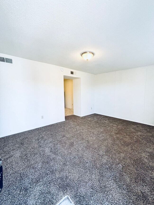 33 University Dr-Unit -2 in Colorado Springs, CO - Building Photo - Building Photo