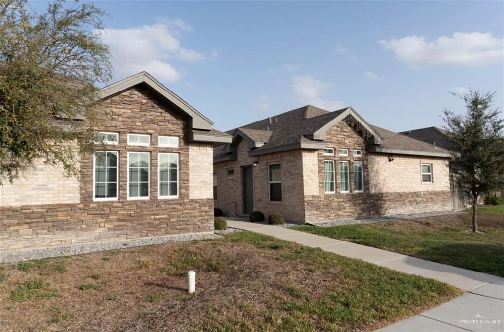 403 Teague Ave in Edinburg, TX - Building Photo