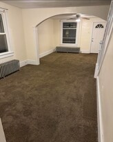 27 S Manning St in Mcadoo, PA - Building Photo