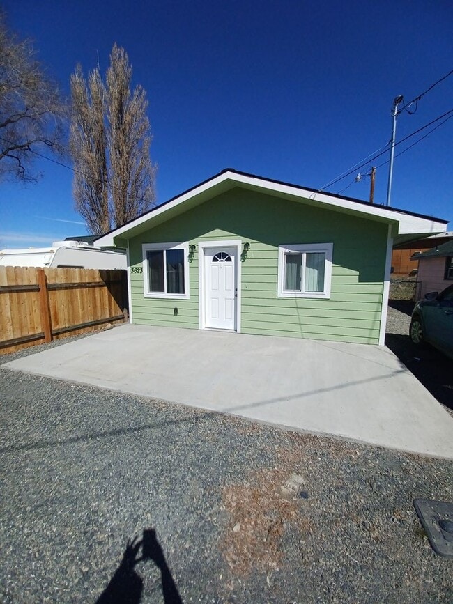 property at 3623 Cannon Ave
