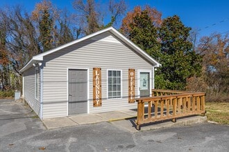 Magnolia Village Apartments in Shelbyville, TN - Building Photo - Building Photo