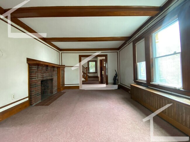 31 Embassy Rd in Boston, MA - Building Photo - Building Photo