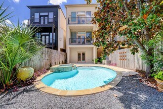 5202b Rose St in Houston, TX - Building Photo - Building Photo