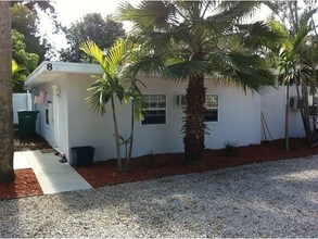 3000 Areca Ave in Naples, FL - Building Photo - Building Photo