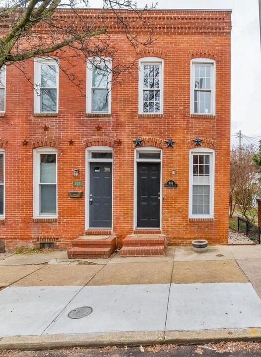 904 S Potomac St in Baltimore, MD - Building Photo