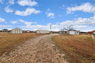 13605 Ralph Ritchie Rd in Manor, TX - Building Photo - Building Photo
