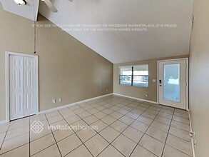 10206 Vista Cove Ct in Tampa, FL - Building Photo - Building Photo
