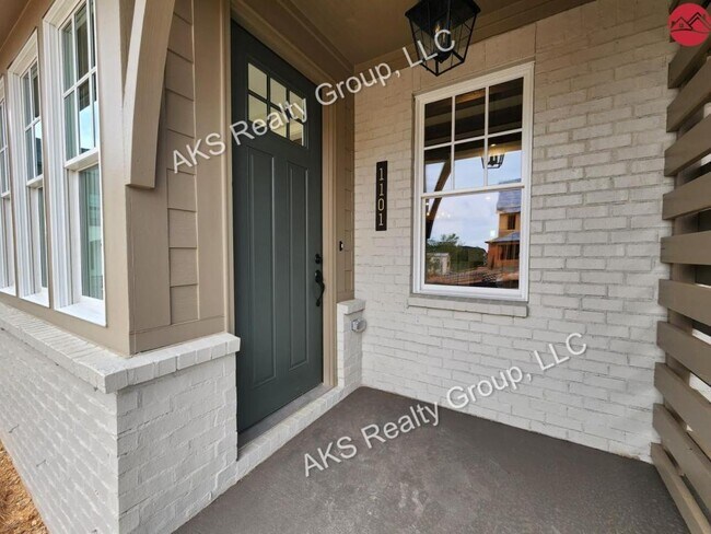 1101 Windsor Sq in Birmingham, AL - Building Photo - Building Photo