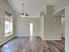 3829 Intermezzo Way in North Las Vegas, NV - Building Photo - Building Photo