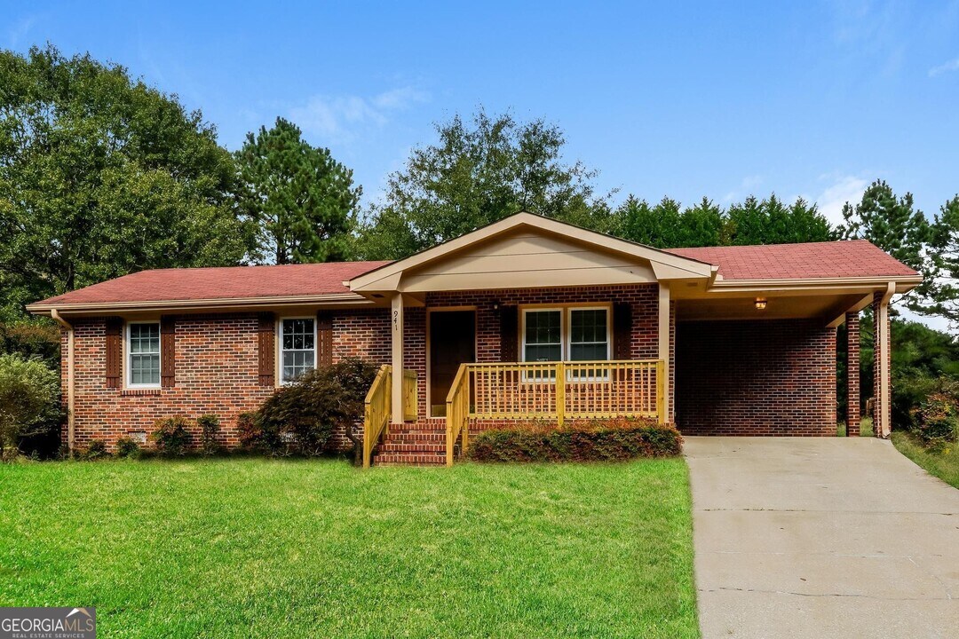941 Grier Rd in Winder, GA - Building Photo