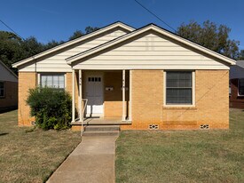 418 E 8th St in Tyler, TX - Building Photo