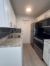 2331 Adams St in Hollywood, FL - Building Photo - Building Photo