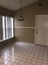 13617 Emeraldview Dr in Orlando, FL - Building Photo - Building Photo