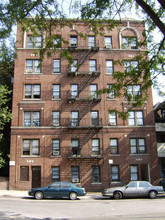 3210 Perry Ave in Bronx, NY - Foto de edificio - Building Photo