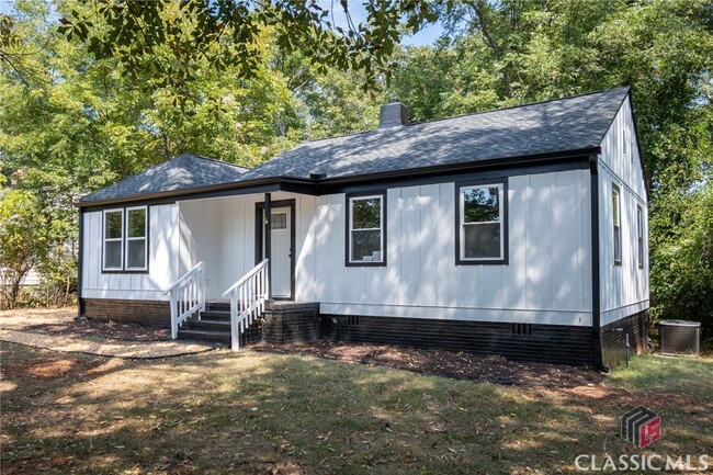 property at 495 Clover St