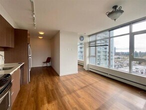 13308 Central Ave in Surrey, BC - Building Photo - Building Photo