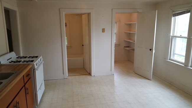 419 N 2nd Ave in Wausau, WI - Building Photo - Building Photo