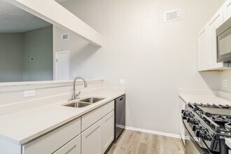 5310 Riverwood Dr in Richmond, TX - Building Photo - Building Photo