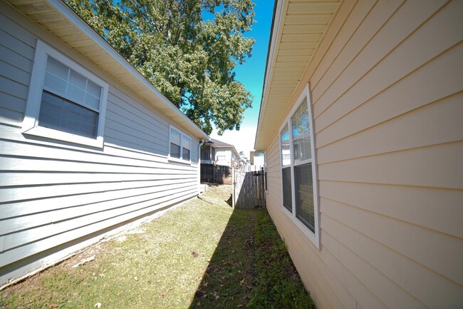 5434 Hampton Hill Cir in Tallahassee, FL - Building Photo - Building Photo