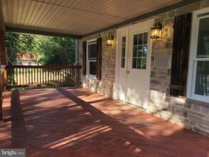 693 Lancaster Pike in New Providence, PA - Building Photo - Building Photo