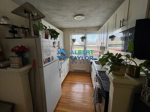 406 Highland Ave, Unit 20 in Somerville, MA - Foto de edificio - Building Photo