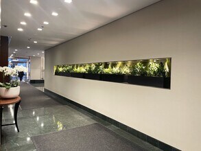 1 Charles St S in Boston, MA - Building Photo - Building Photo