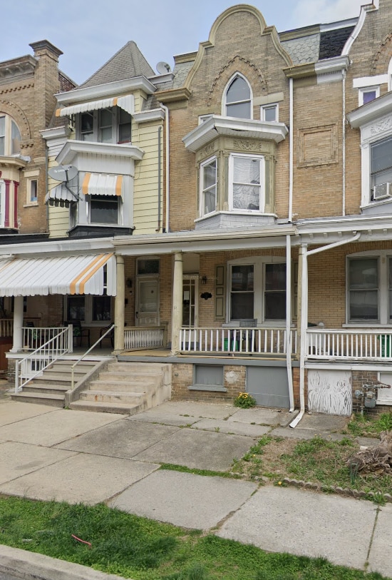 property at 31 S Franklin St