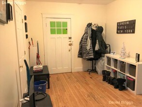 72 Egmont St-Unit -8 in Brookline, MA - Building Photo - Building Photo