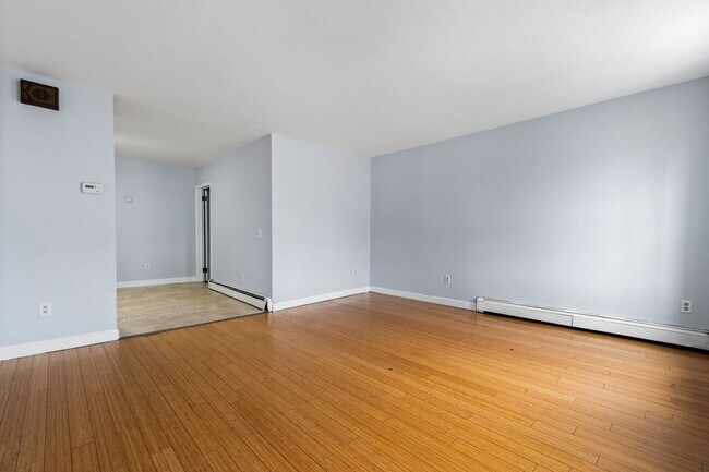 120 Grant Ave in East Newark, NJ - Building Photo - Building Photo