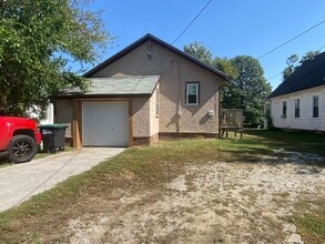 4738 N 40th St in Omaha, NE - Building Photo - Building Photo