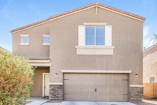 8215 W Pueblo Ave in Phoenix, AZ - Building Photo
